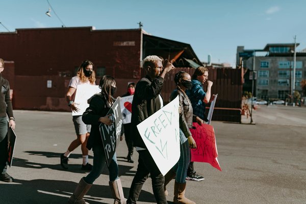 Découvrez les Astuces Essentielles pour Démarrer la Permaculture en Milieu Urbain